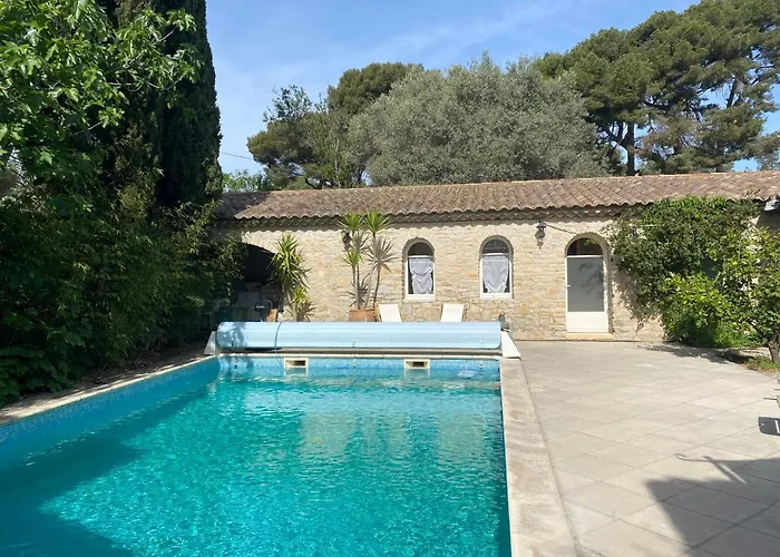 Bed & Breakfast Le Patio Aux Oiseaux 4*
