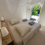 Le Patio Aux Oiseaux 4*