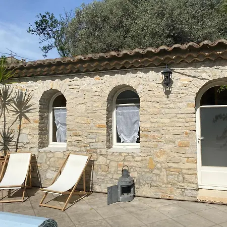 فندق مبيت وإفطار Le Patio Aux Oiseaux