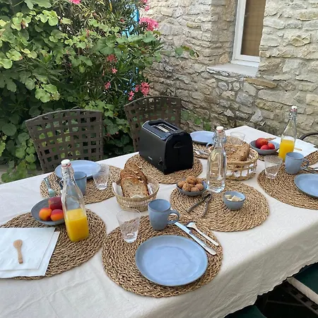 فندق مبيت وإفطار Le Patio Aux Oiseaux لا سيوتا