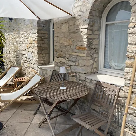 Le Patio Aux Oiseaux فندق مبيت وإفطار 4*