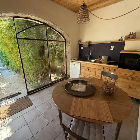 Le Patio Aux Oiseaux La Ciotat